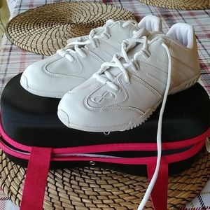 nfinity white cheer shoes 8.5